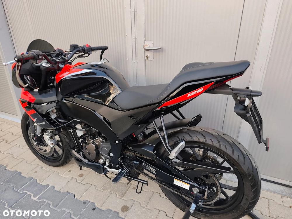 Aprilia Tuono - 4