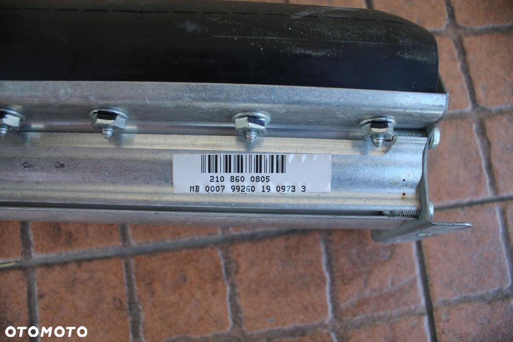 PODUSZKA AIRBAG PASAŻERA MERCEDES W210 2108600805 - 4