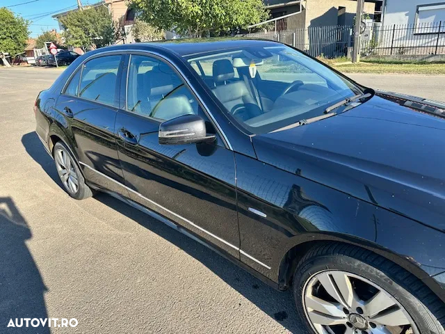 Mercedes-Benz E 220 Blue TEC BlueEFFICIENCY Edition - 9