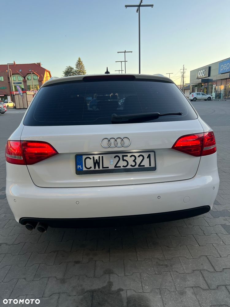Audi A4 Avant 2.0 TDI - 4