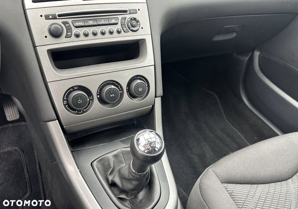 Peugeot 308 1.6 HDi Presence - 18