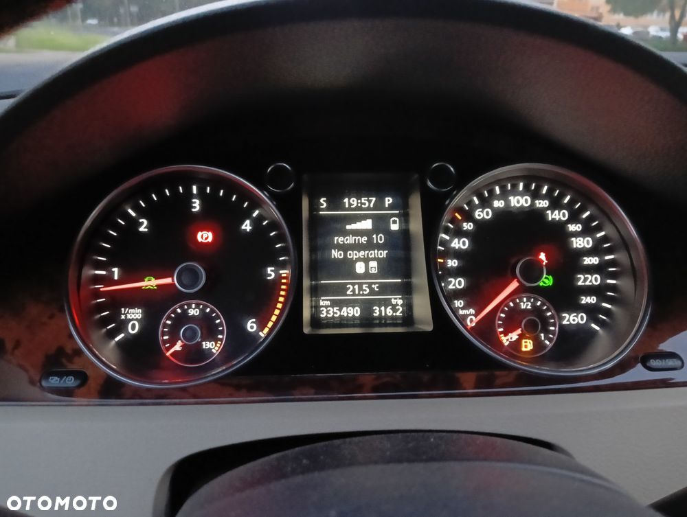 Volkswagen Passat 2.0 TDI DPF DSG 4Motion Comfortline - 18