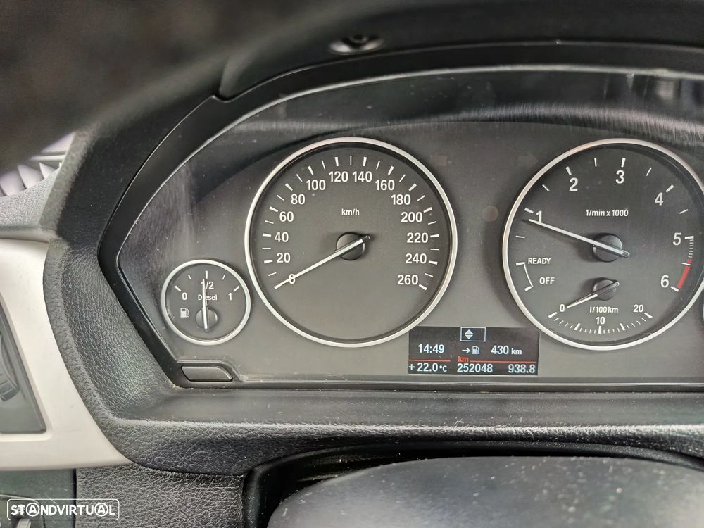 BMW 318 d Touring Line Modern - 10