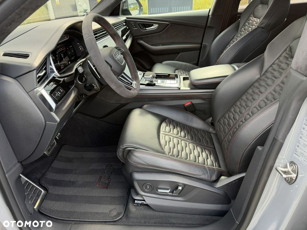 Audi RS Q8 - 17