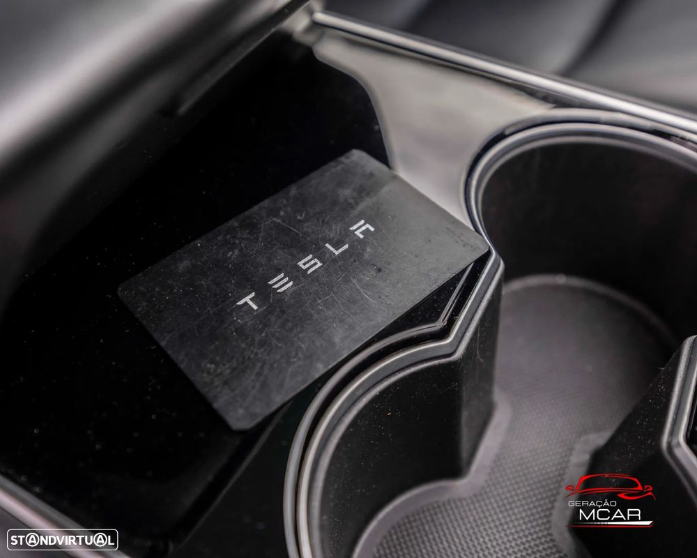 Tesla Model 3 Long-Range Dual Motor AWD - 11