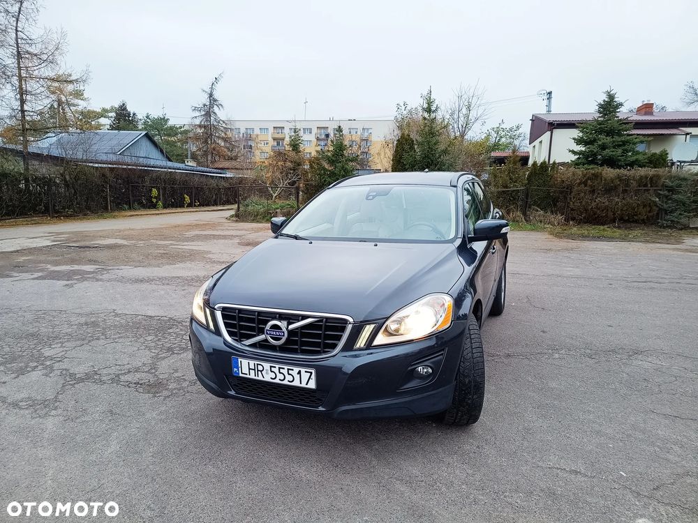 Volvo XC 60 2.4D AWD Momentum - 1