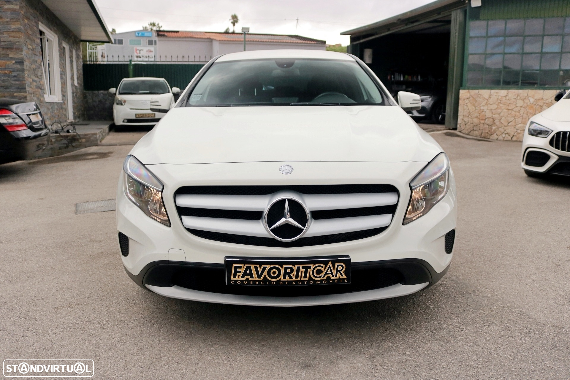 Mercedes-Benz GLA 180 (CDI) d Urban - 4