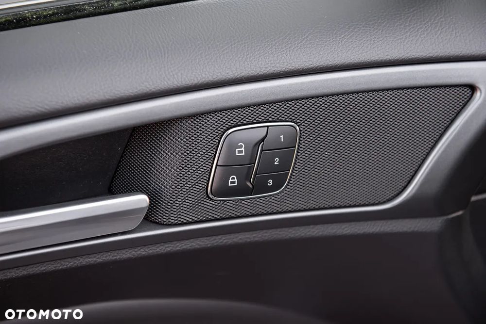 Ford Mondeo 2.0 TDCi Titanium PowerShift - 21