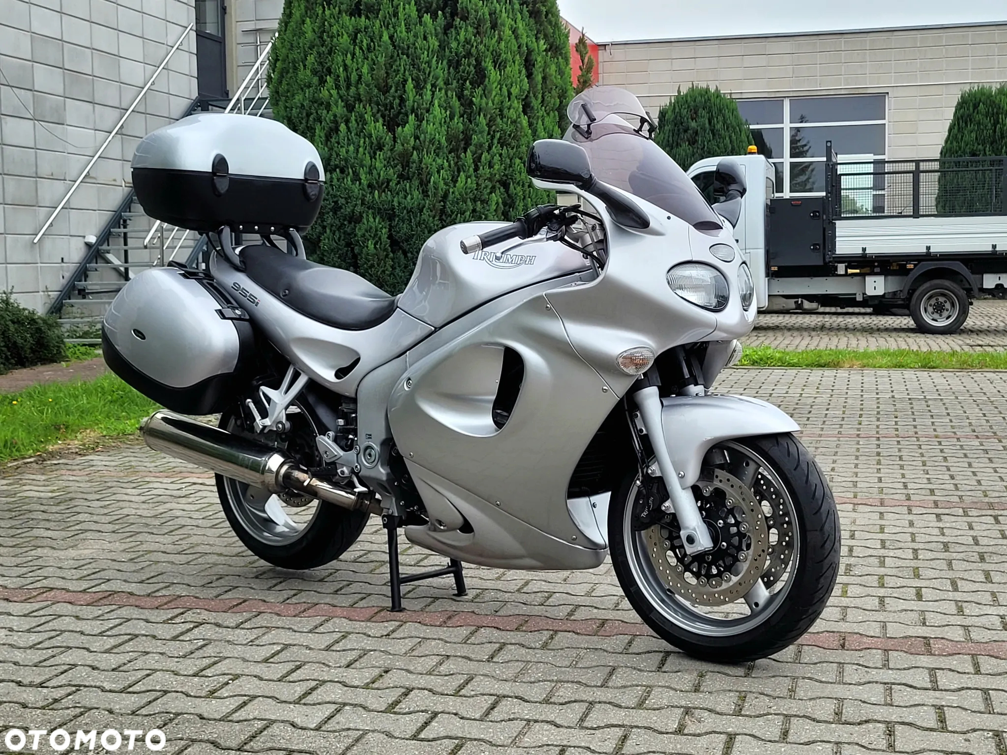 Triumph Sprint - 18