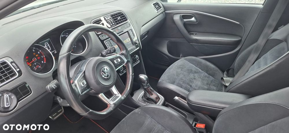 Volkswagen Polo 1.8 TSI (Blue Motion Technology) DSG GTI - 10