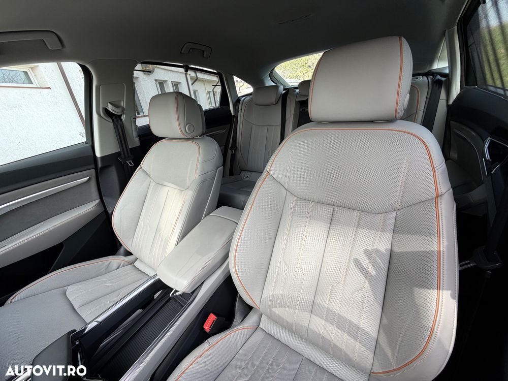 Audi Q8 55 quattro Advanced - 22