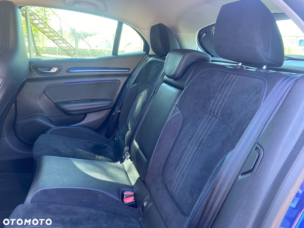 Renault Megane ENERGY dCi 165 EDC GT - 29