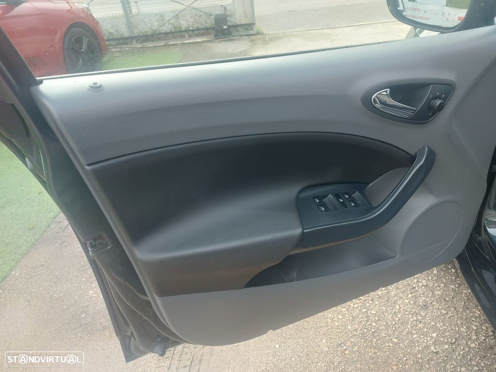 SEAT Ibiza 1.4 TDi Style DPF - 12