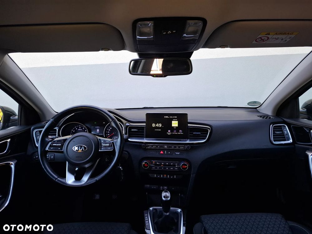 Kia Ceed 1.4 T-GDI OPF Vision - 31