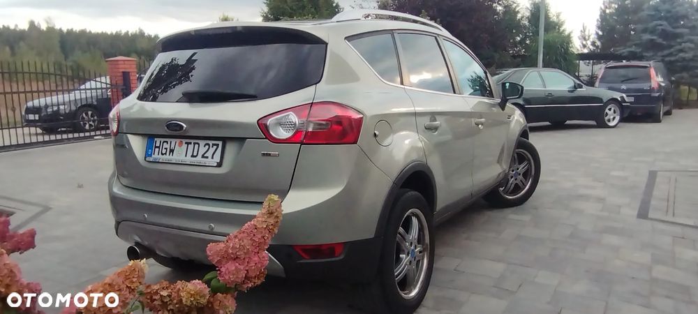 Ford Kuga 2.0 TDCi 4WD Titanium - 16