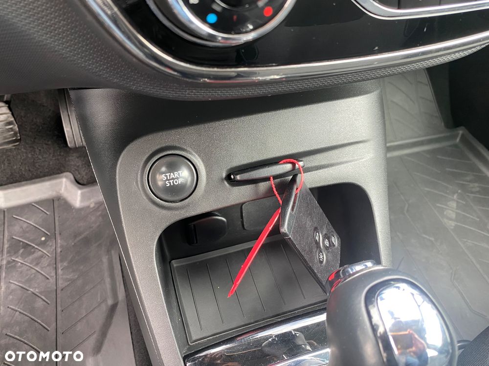 Renault Captur ENERGY TCe 120 EDC Luxe - 14
