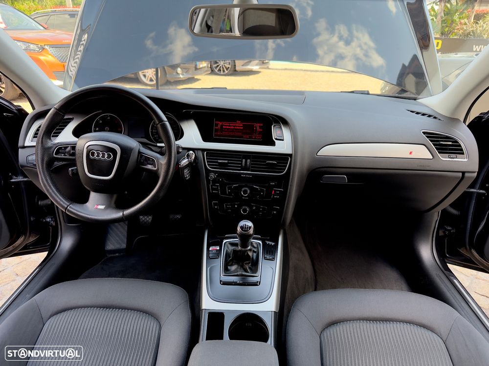 Audi A4 2.0 TDI S-line - 7