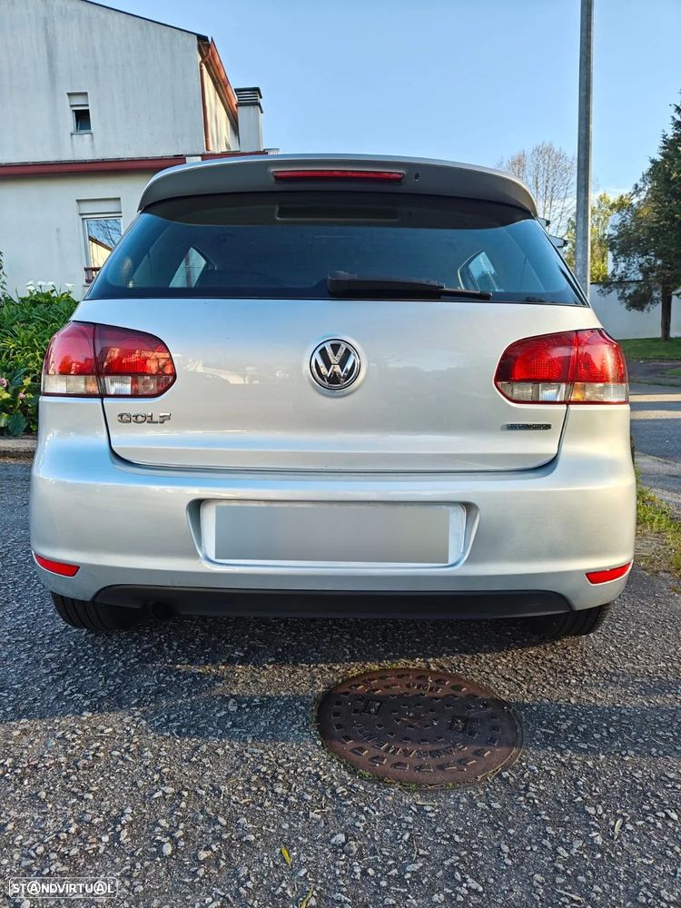 VW Golf 1.6 TDi Trendline BlueMotion - 8