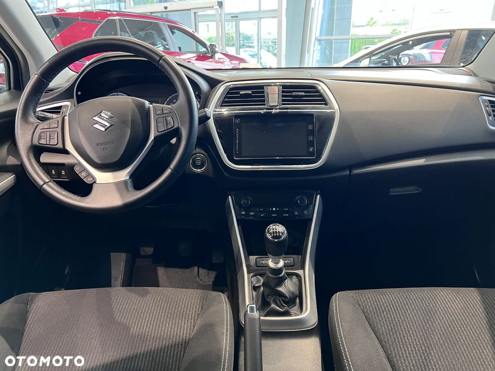 Suzuki SX4 S-Cross 1.4 T Premium - 17