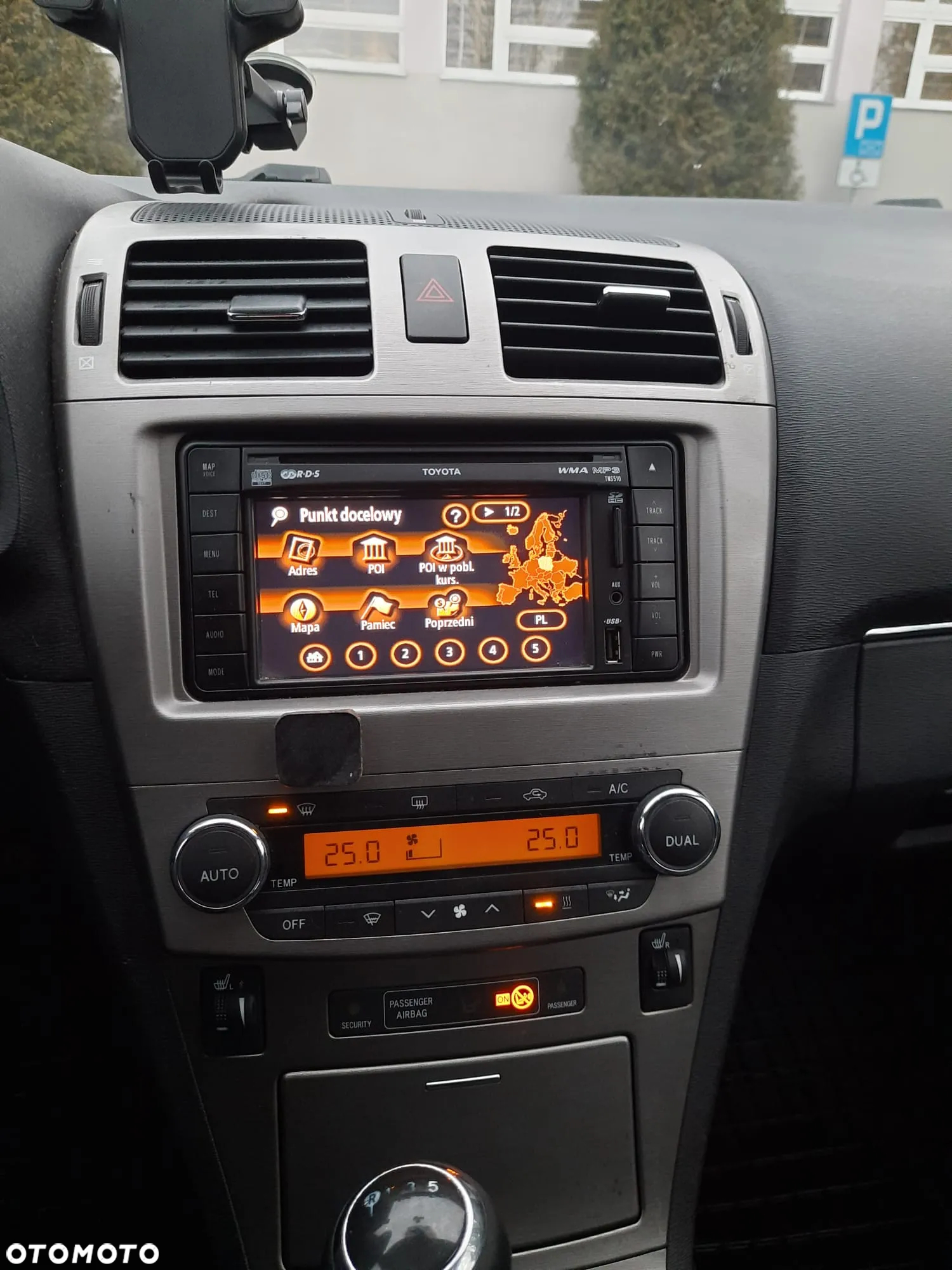 Toyota Avensis 2.0 D-4D Sol - 14