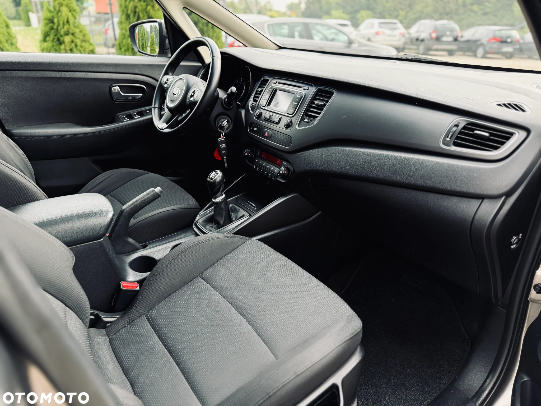Kia Carens 1.7 CRDi M - 20