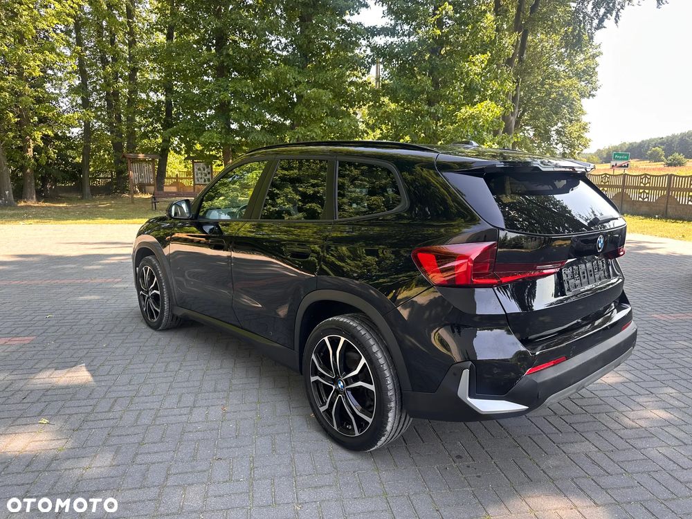 BMW X1 xDrive20d mHEV - 3