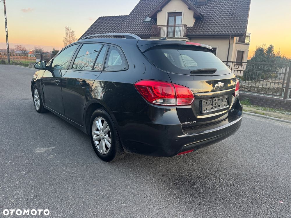 Chevrolet Cruze 1.7 D LT+ Premium - 6