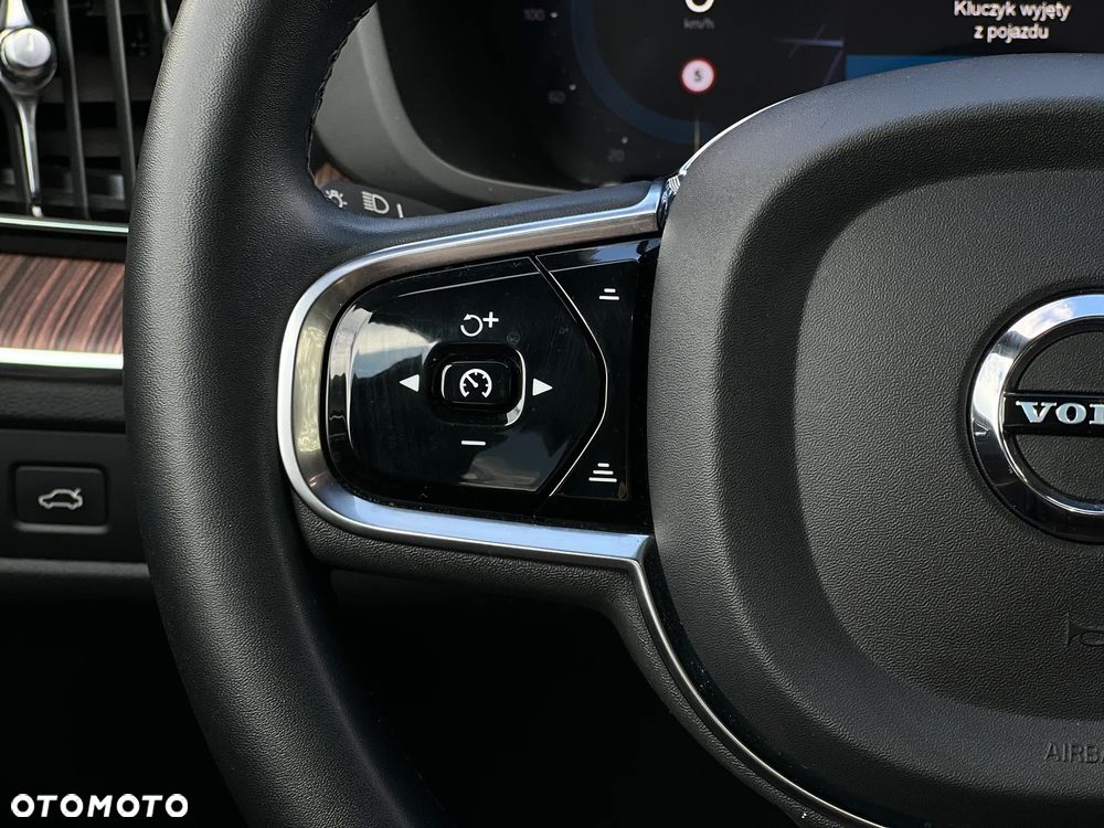 Volvo XC 60 - 18