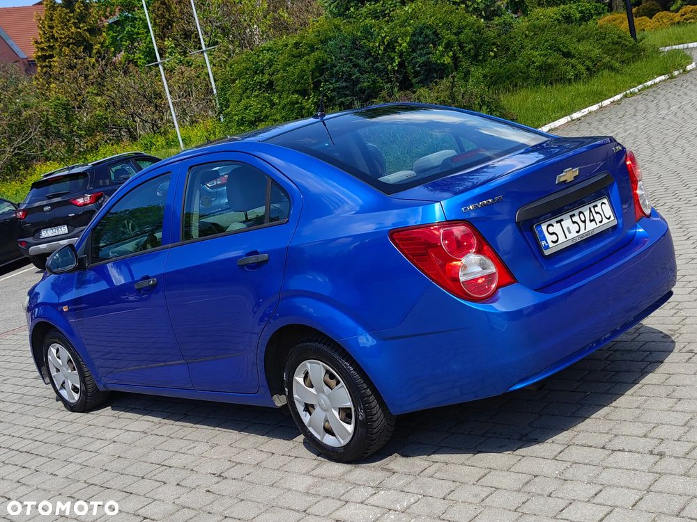 Chevrolet Aveo - 33