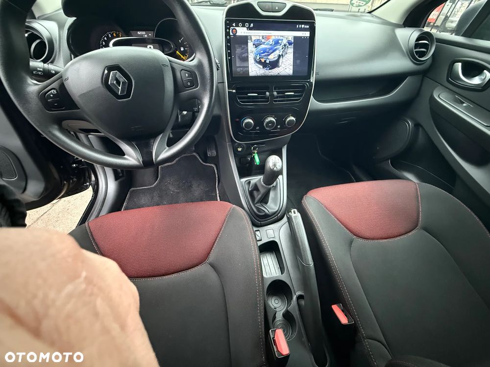 Renault Clio 1.2 16V 75 Experience - 24