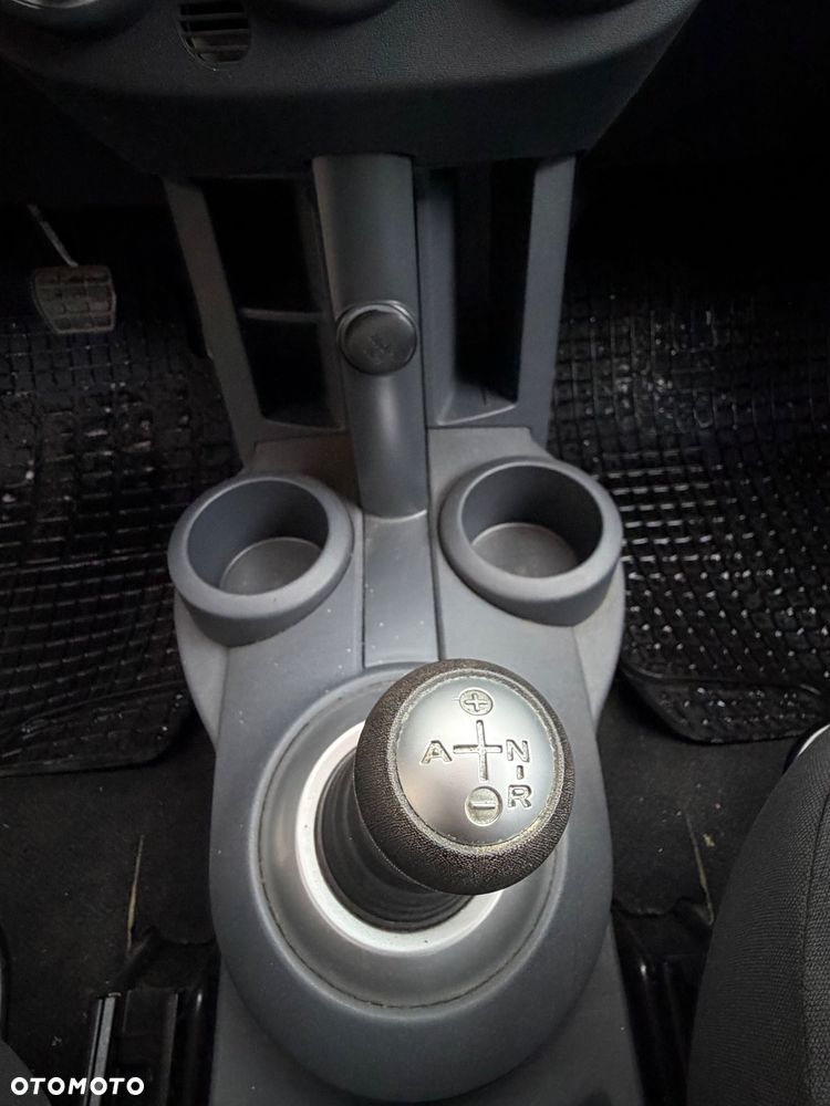 Mitsubishi Colt 1.3 Automatik Invite - 3