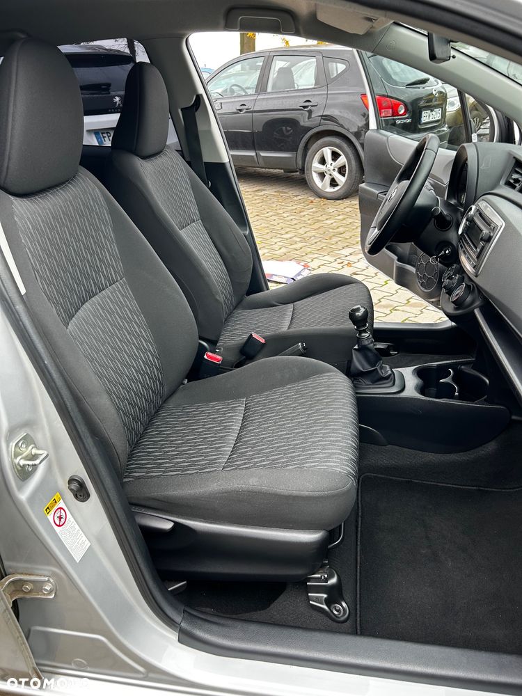 Toyota Yaris 1.33 Business Edition - 13