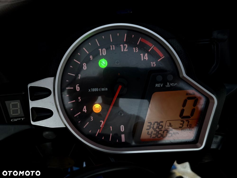 Honda CBR - 8