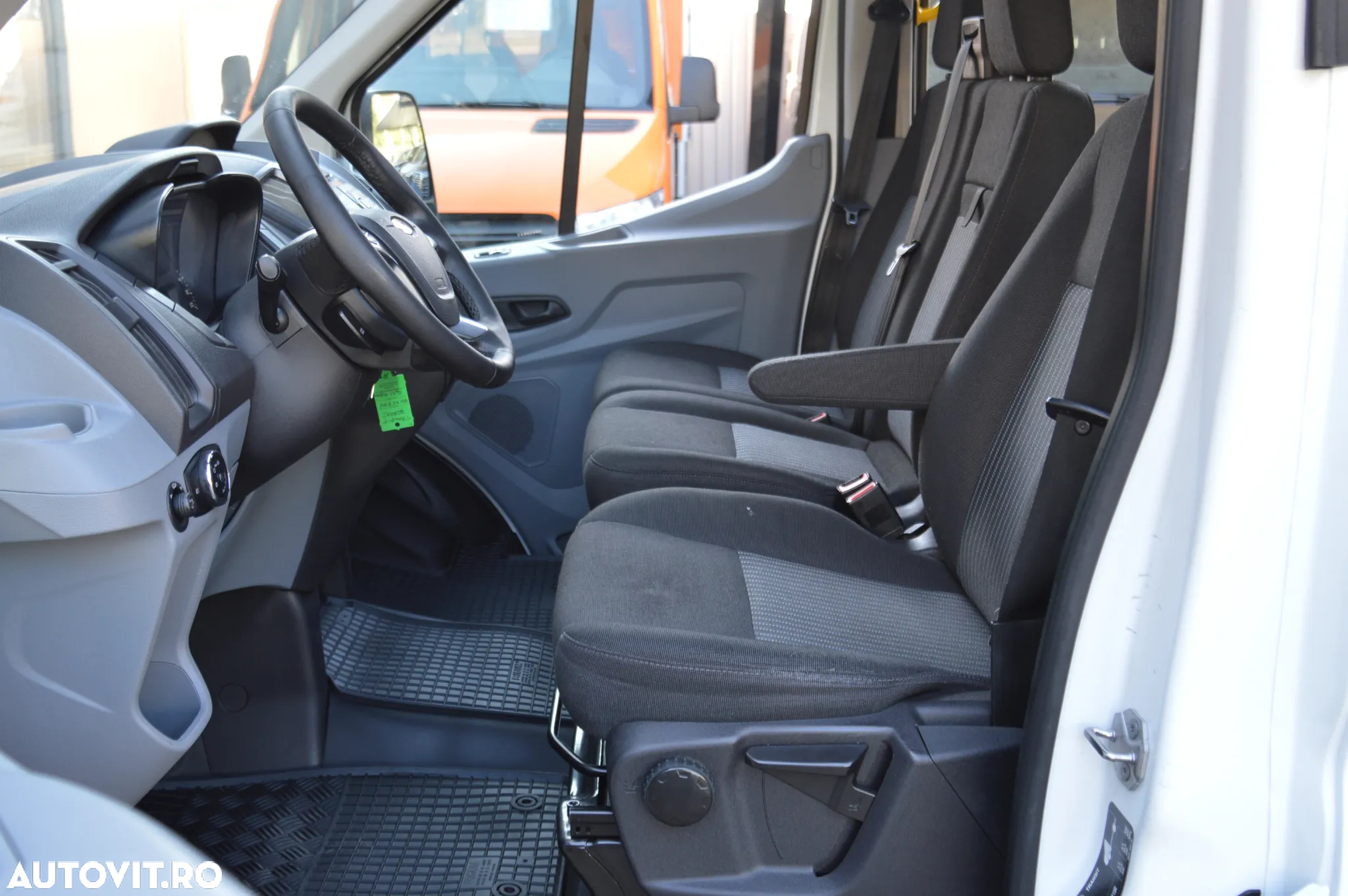 Ford Transit 2.0TDCI L3H3 7 Locuri - 10