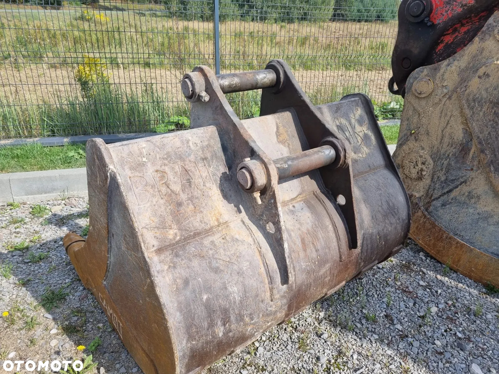Komatsu PC 228 - 25