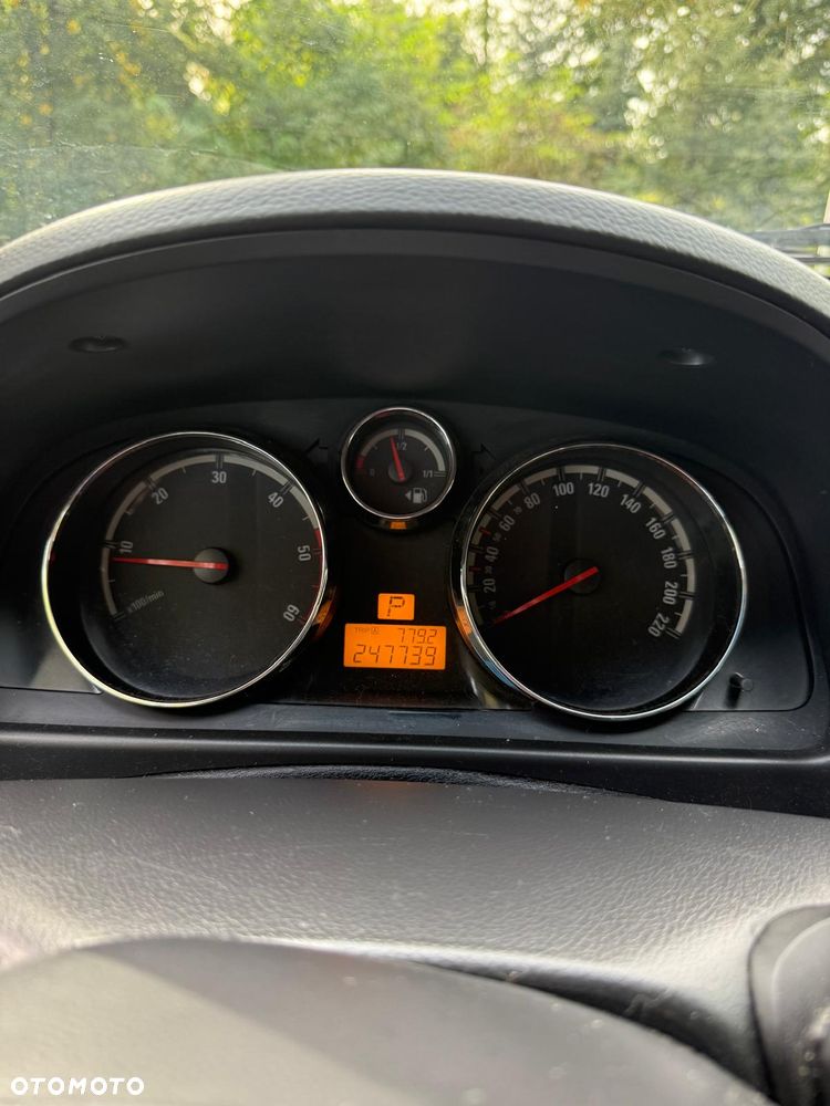 Opel Antara 2.0 CDTI Cosmo - 19
