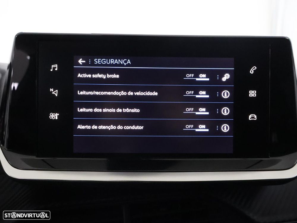 Peugeot 2008 1.5 BlueHDi Allure - 22