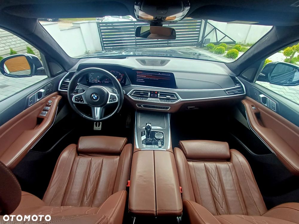 BMW X7 - 23