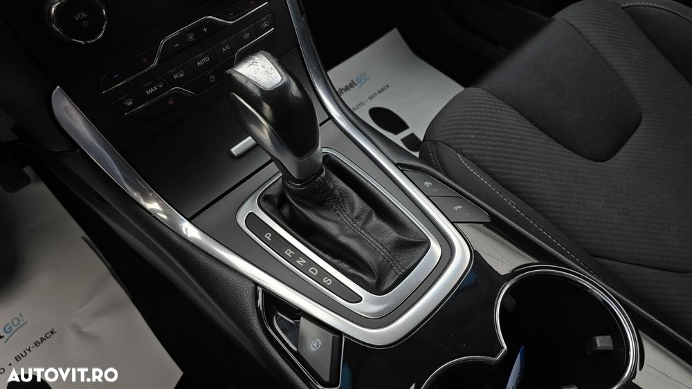 Ford Edge - 16