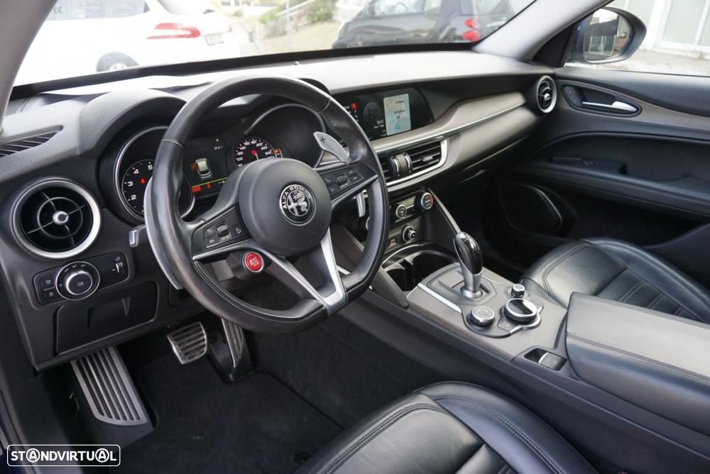 Alfa Romeo Stelvio 2.0 T Veloce TI Q4 AT8 - 16