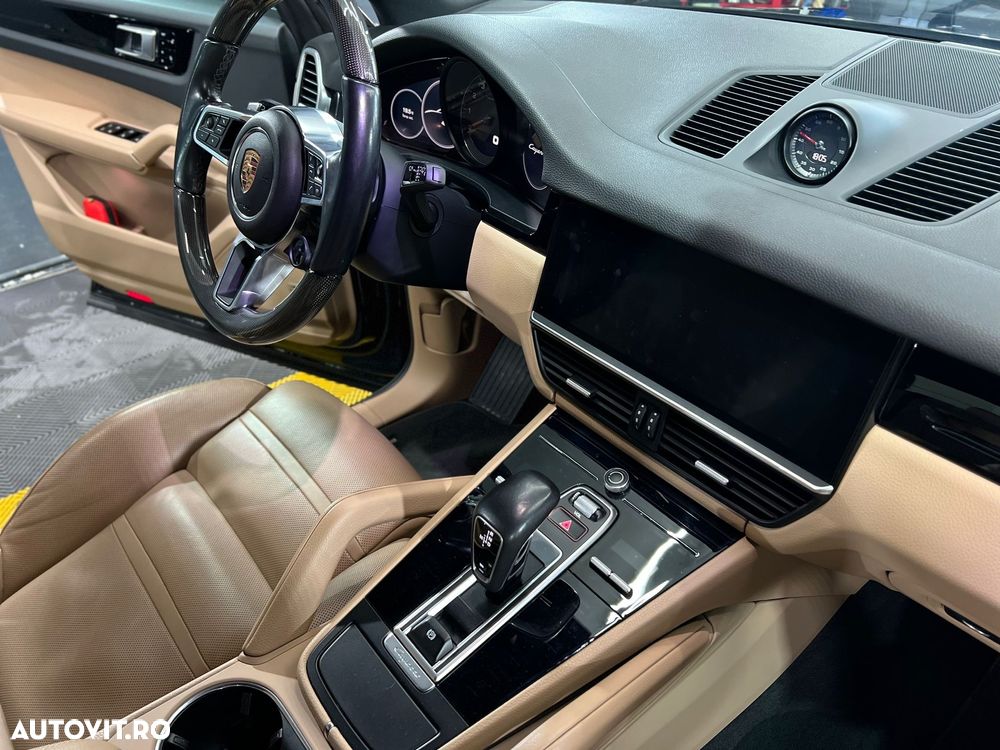 Porsche Cayenne S - 11