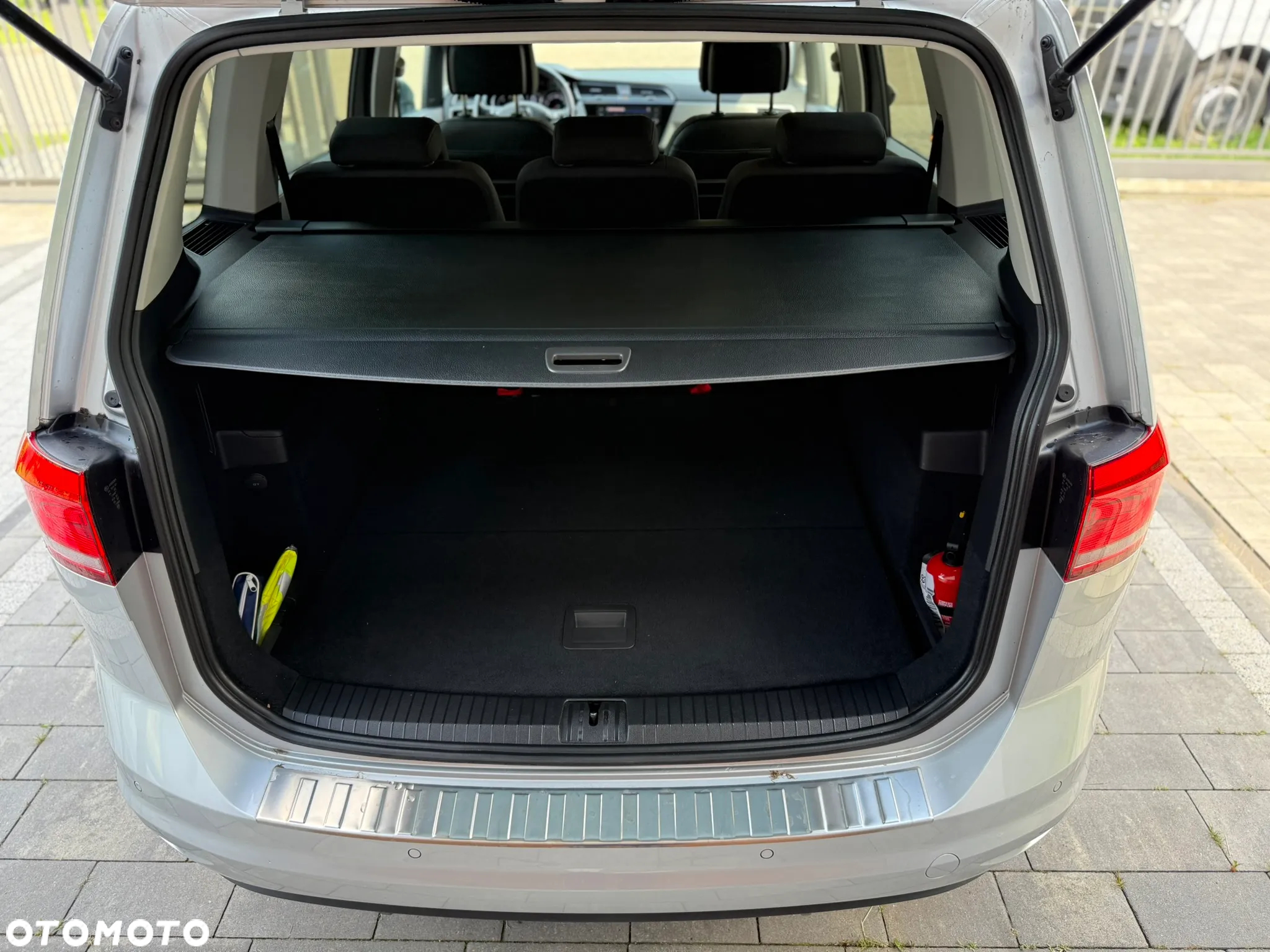 Volkswagen Touran 2.0 TDI BMT SCR Comfortline Plus - 22