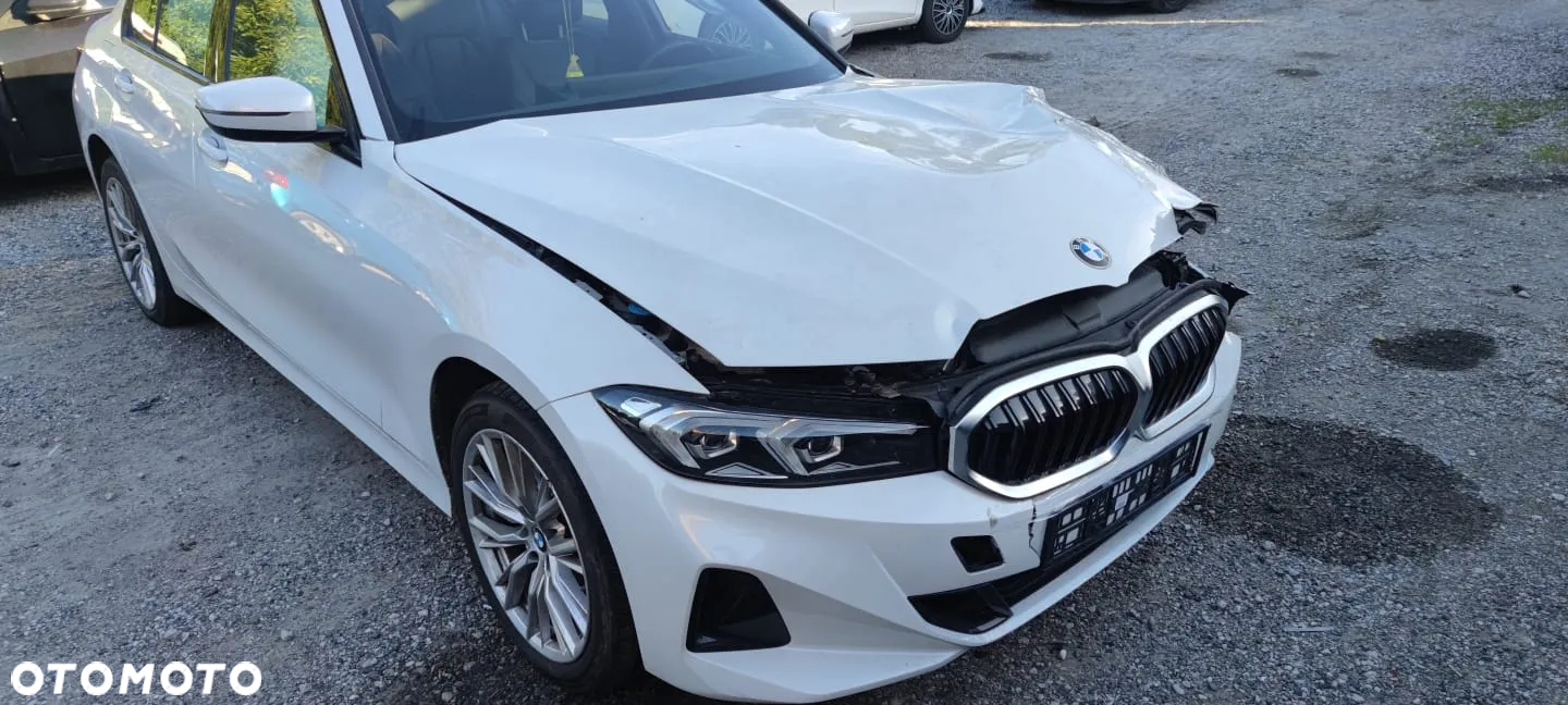 BMW Seria 3 330i xDrive sport - 8