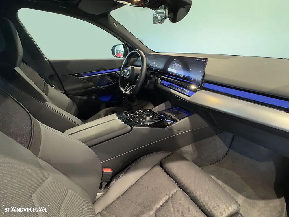 BMW i5 eDrive40 Pack Desportivo M - 8