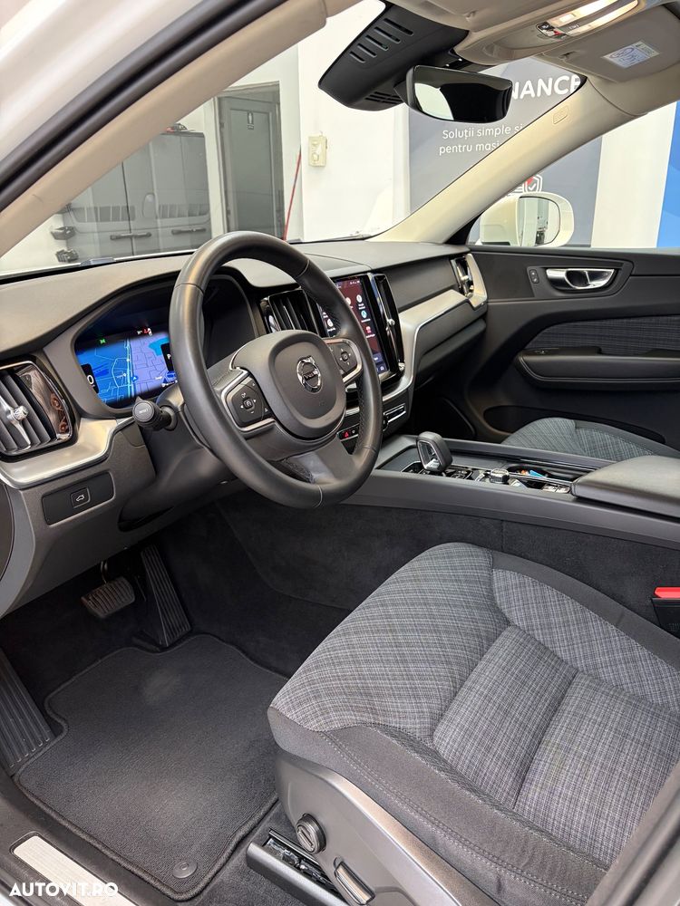 Volvo XC 60 B4 D AWD Core - 10