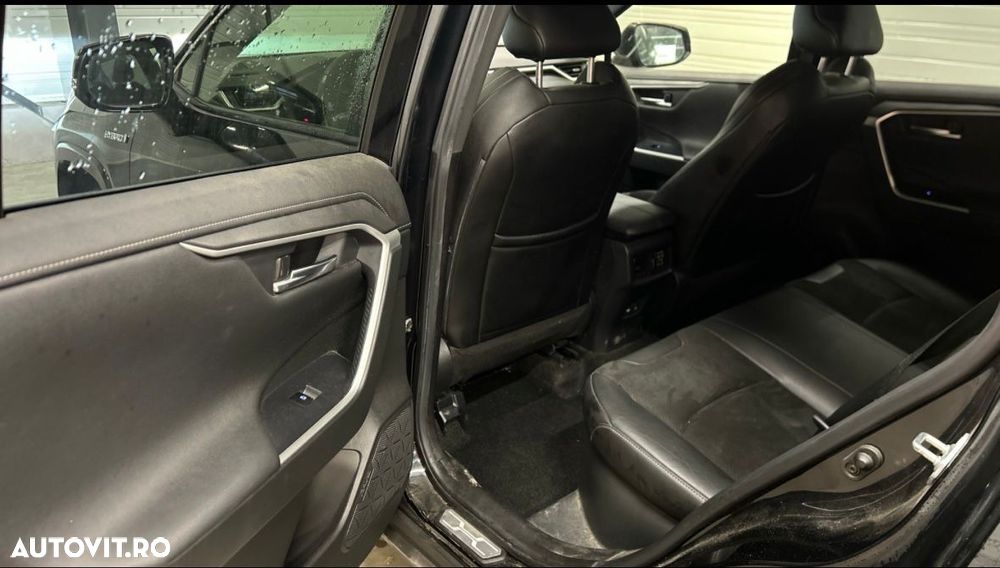 Toyota RAV4 2.5 4x4 Hybrid Black Edition - 6