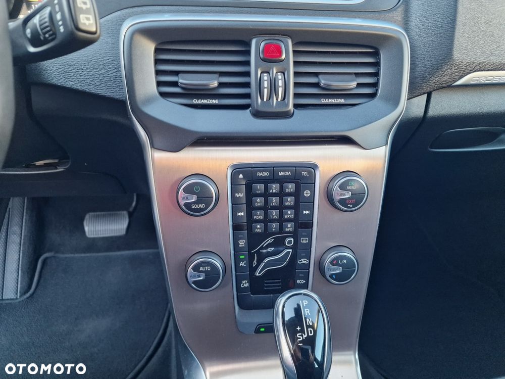 Volvo V40 Cross Country D2 Geartronic Momentum - 36