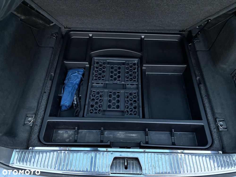 Mercedes-Benz Klasa E - 21