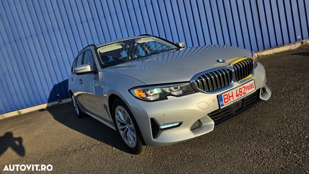 BMW Seria 3 320d Touring Aut. Sport Line - 11