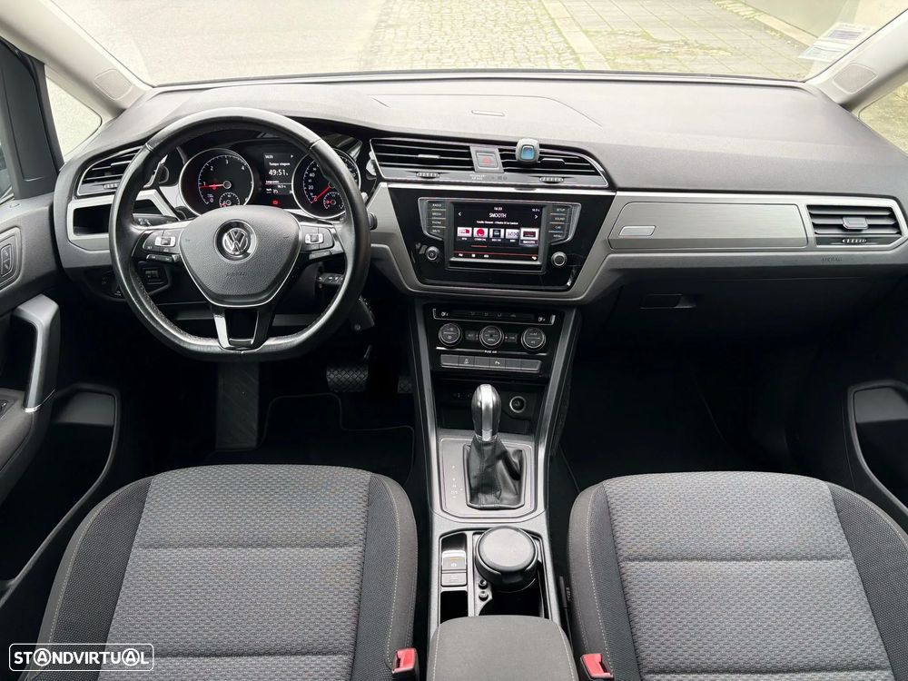 VW Touran 1.6 TDI Highline DSG - 5